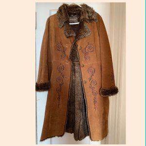 Guess Women Coat With Two Sides Pockets
